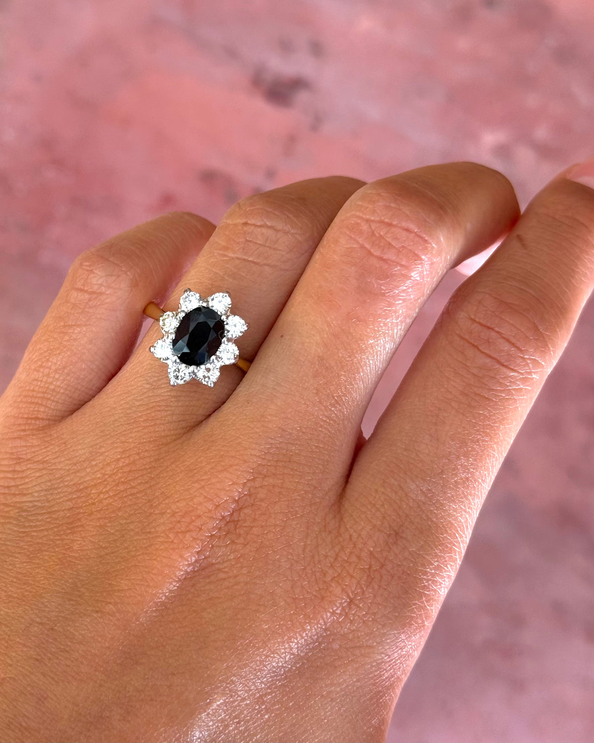 Bague Marguerite Saphir 1.45 carat &amp; Diamants 0.56 carat "Sidoine"