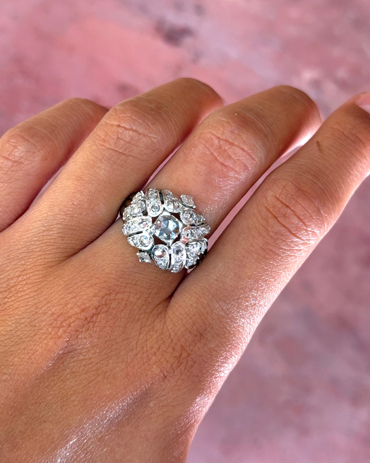 Bague Dôme Art-Déco Diamants 1.04 carat 6.49g "Zélie"