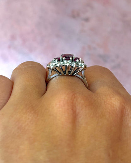 Bague Marguerite Trilogie Rubis 1.14 carat &amp; Diamants 0.72 carat "Ysée"