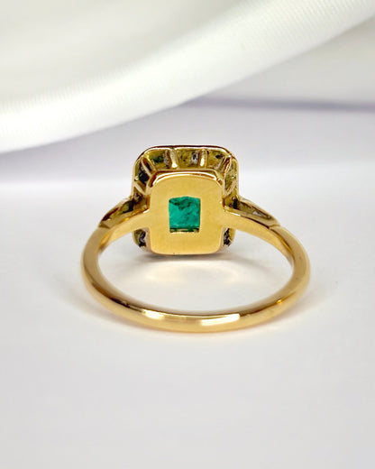 Anillo estilo Art Déco con esmeralda de 1 quilate y diamantes de 0,24 quilates "Charlène"
