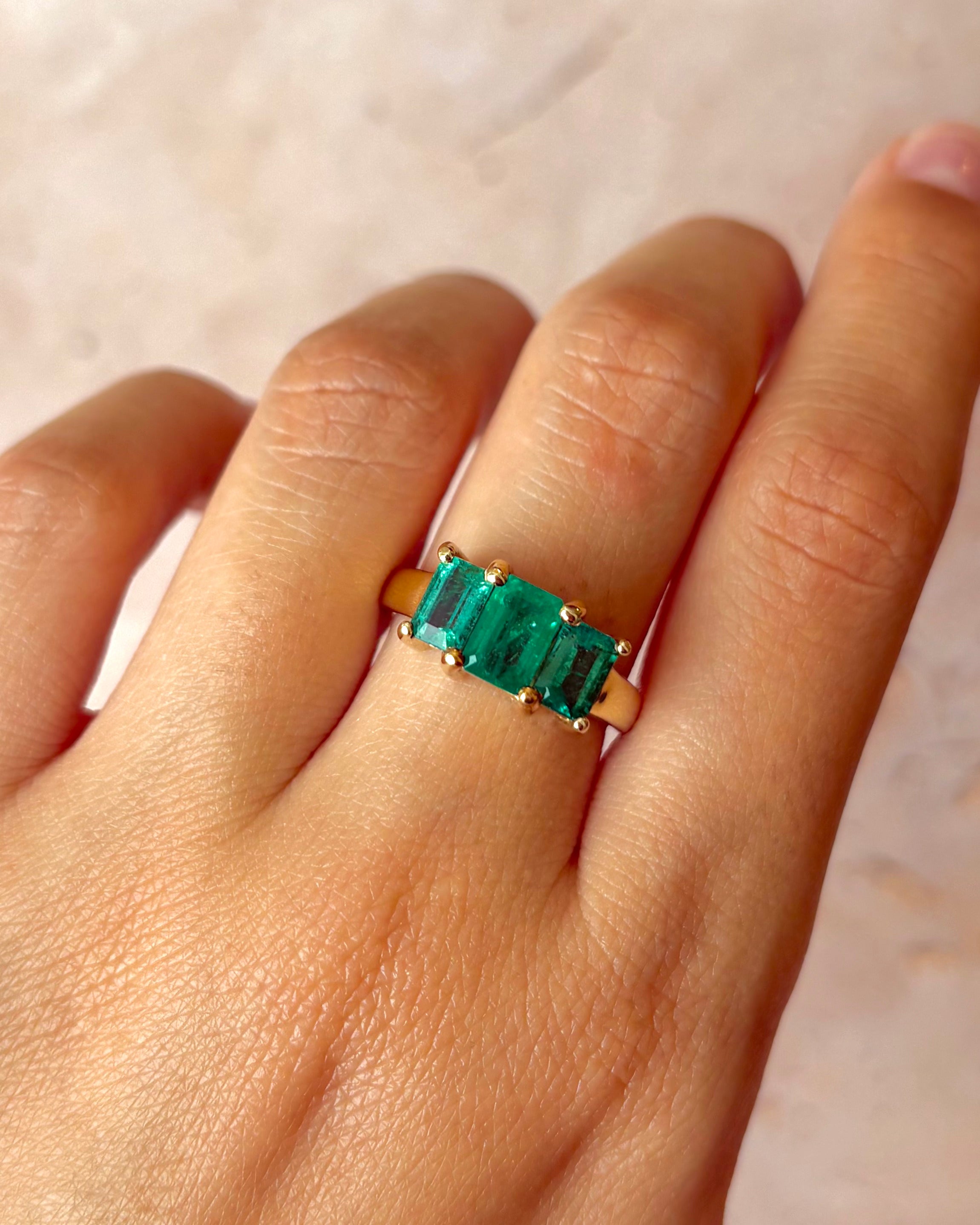 Bague Trilogie Émeraudes 2.40 carats "June"