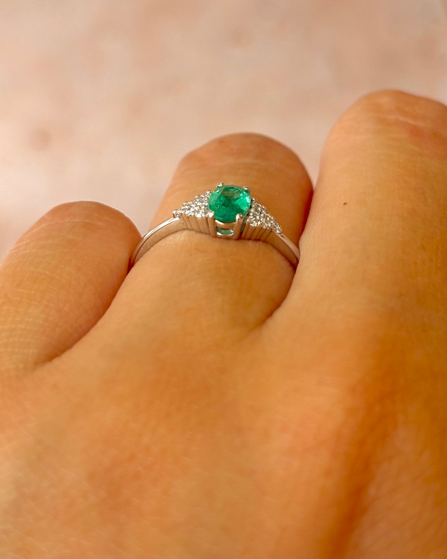 Bague Trilogie Émeraude &amp; Diamants "Gabriella"