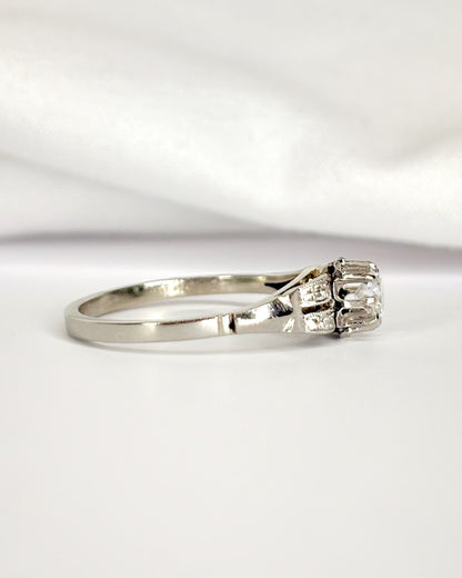 Art Deco-Style Diamond Ring 0.26 carat “Maude”