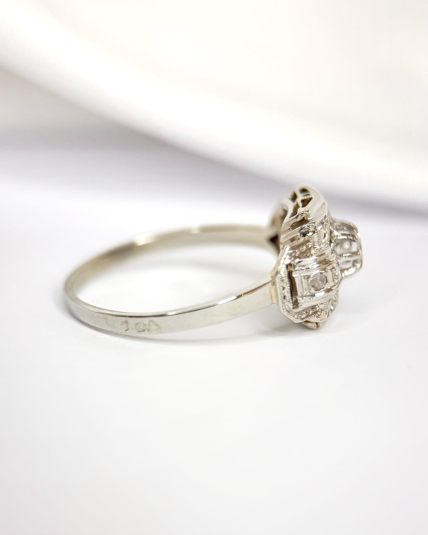 Anillo Art Déco de diamantes «Maude»