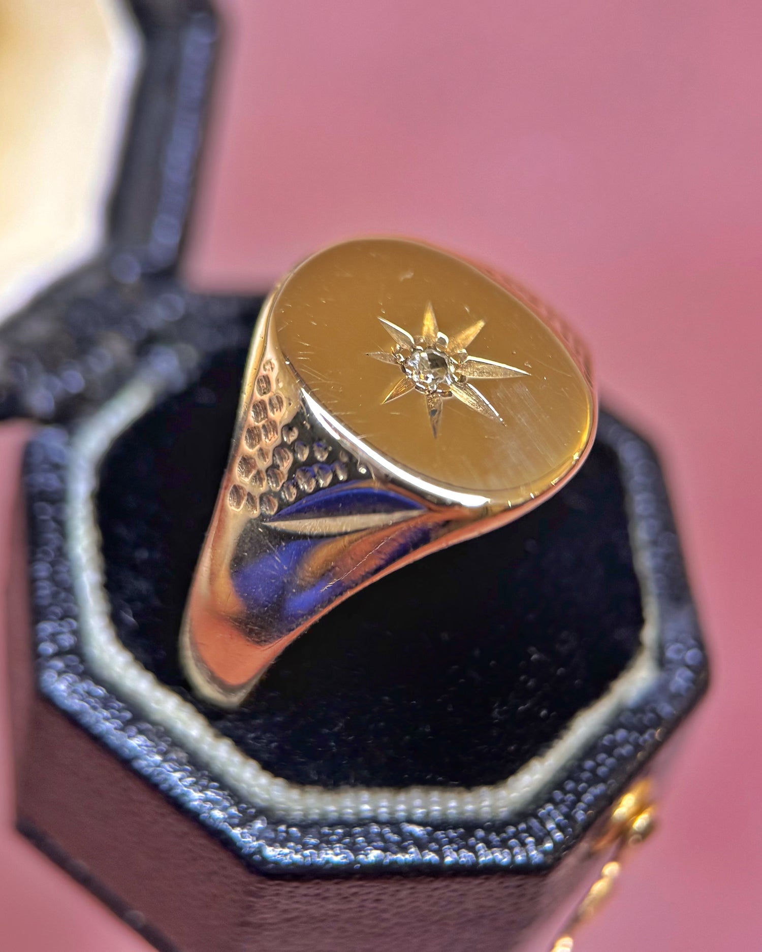 Anillo chevalier de diamantes «Jéremie»