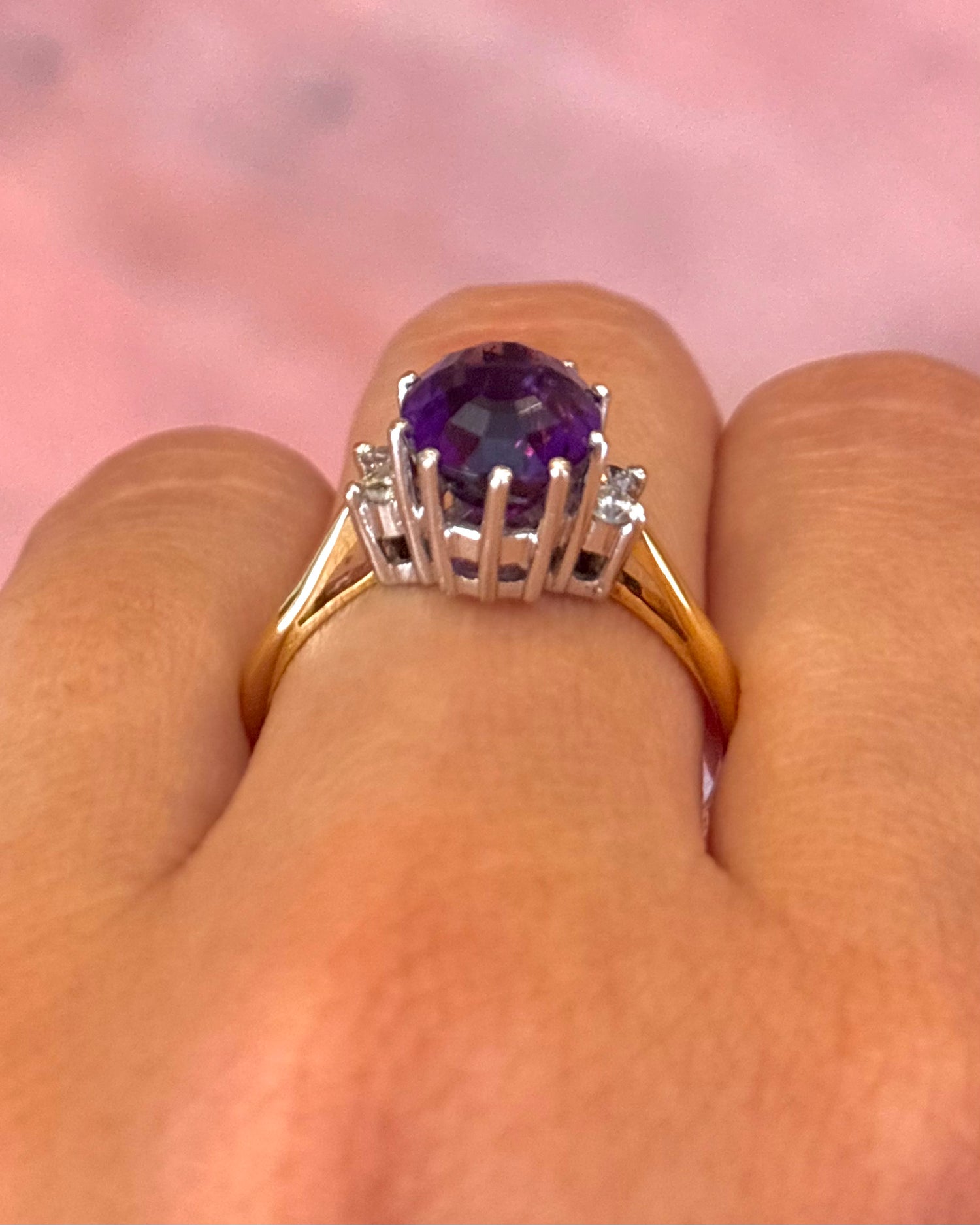 Amethyst Trilogy Ring 2.95 carats, Diamonds &amp; Gold 4.46 g “Anaïze”