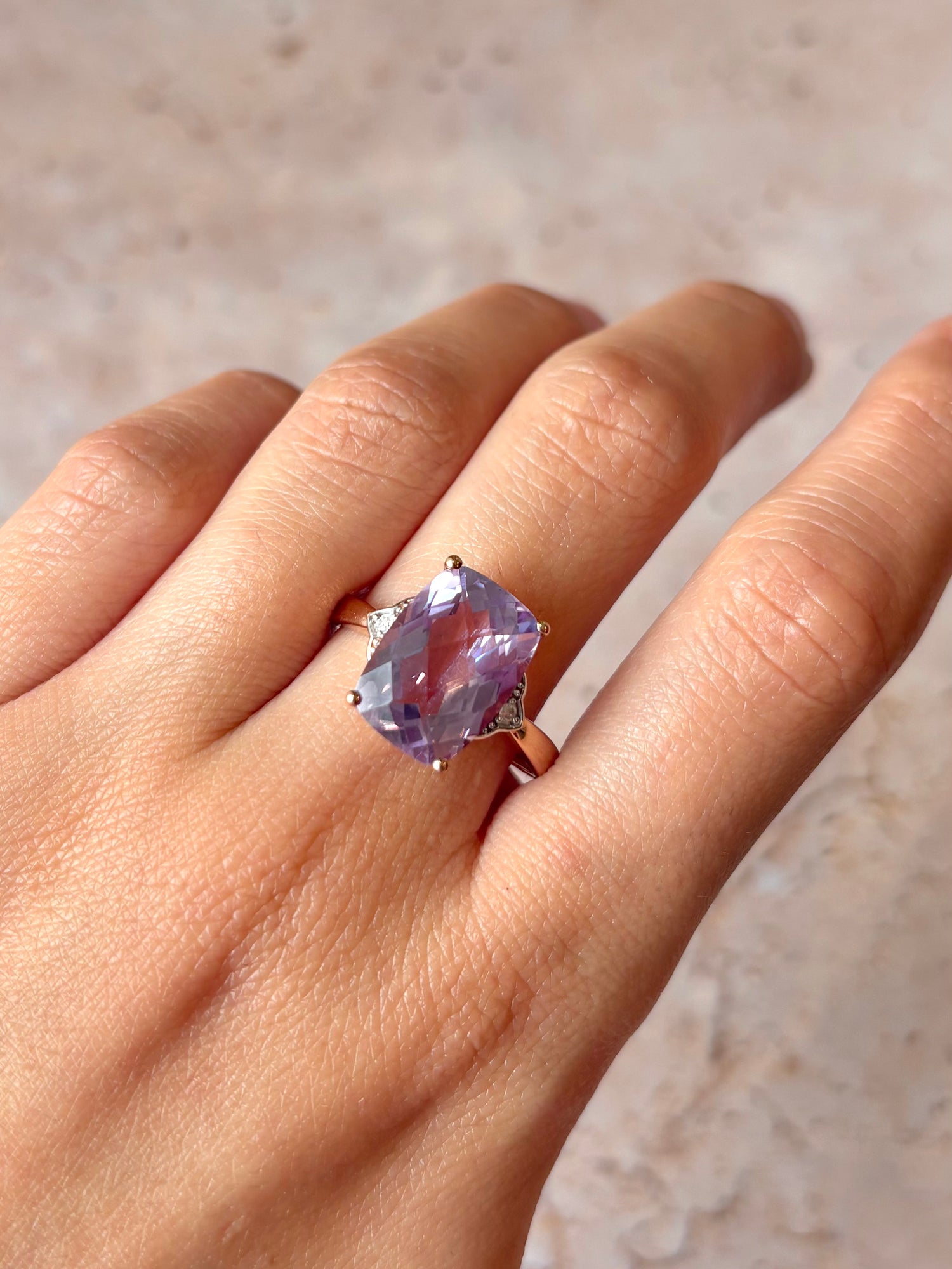 Anillo Cóctel Amatista 5.52 quilates y Diamantes "Virginie"