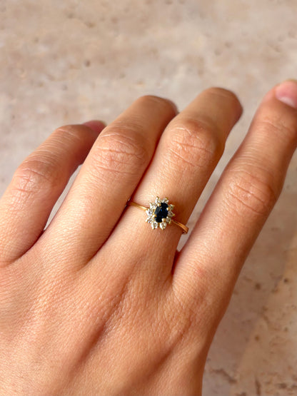 Anillo Marguerite Zafiro y 10 Diamantes "Alienor"