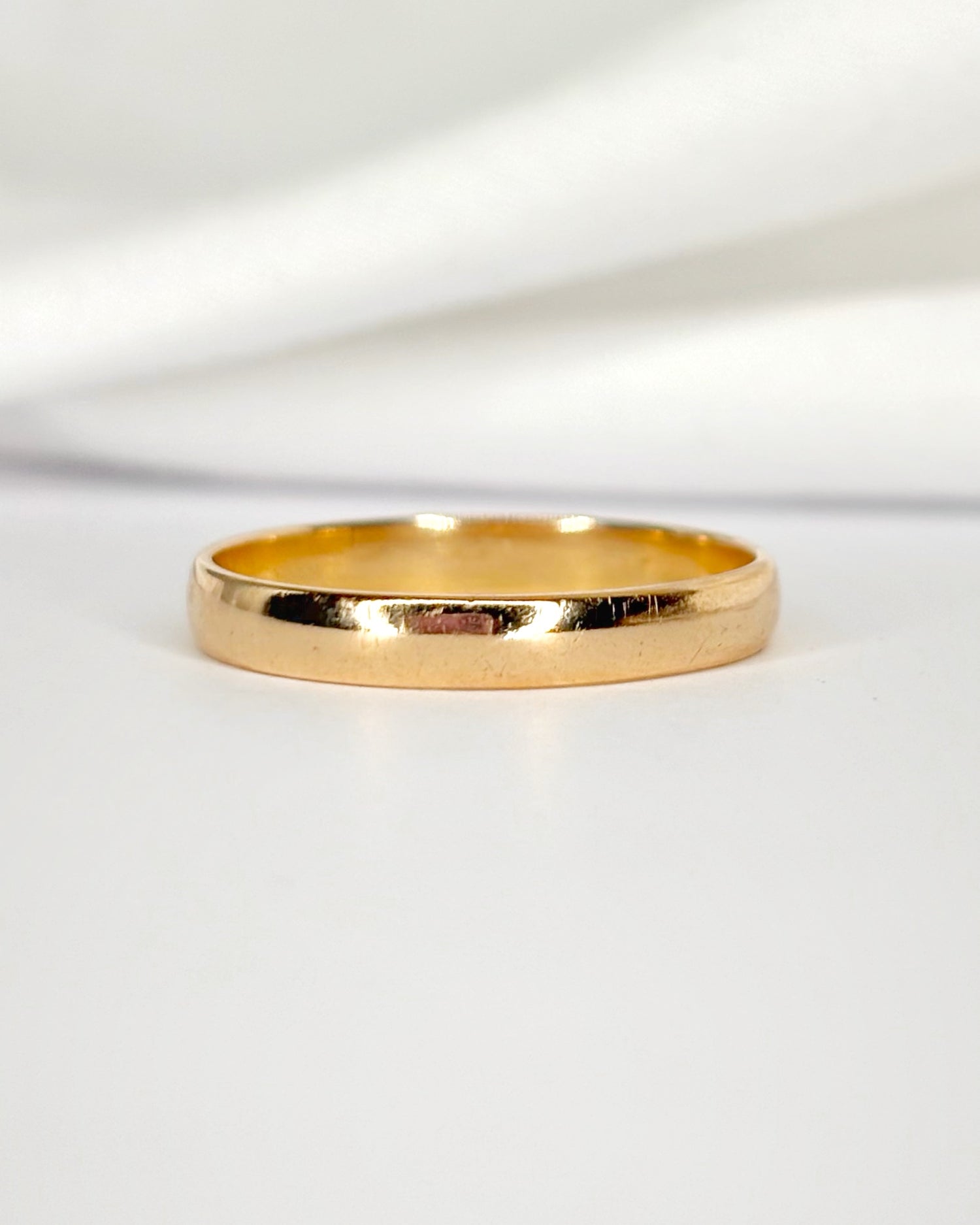 Alianza Oro Amarillo 18 quilates 3 mm "Angelina"