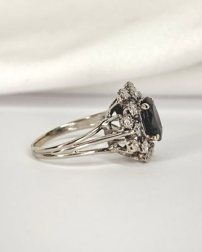 Bague Marguerite Saphir 1.65 carat &amp; Diamants 0.40 carat "Camille"
