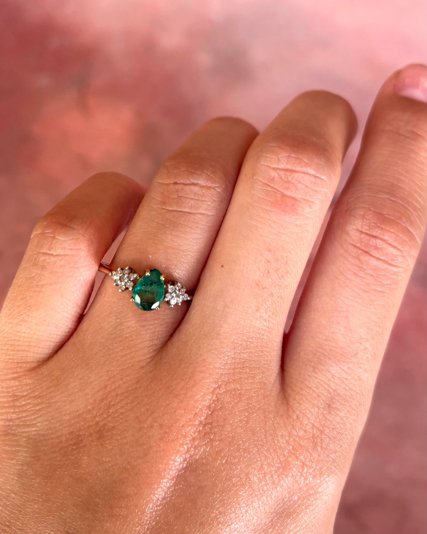 Bague Trilogie Émeraude 0.51 carat &amp; Diamants "Pénélope"