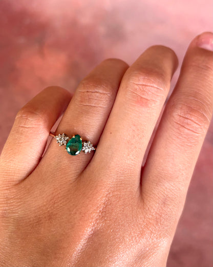 Bague Trilogie Émeraude 0.51 carat &amp; Diamants "Pénélope"