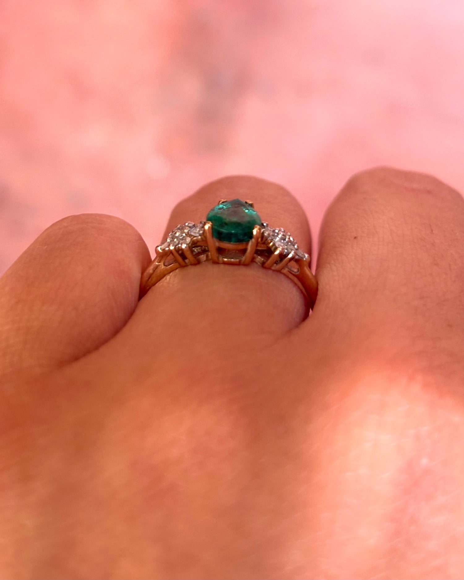 Bague Trilogie Émeraude 0.51 carat &amp; Diamants "Pénélope"