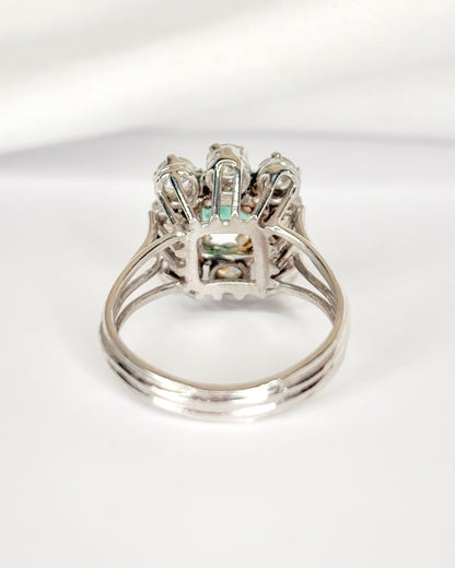 Bague Marguerite Émeraude 1.05 carat &amp; Diamants 1.50 carat "Lisa"
