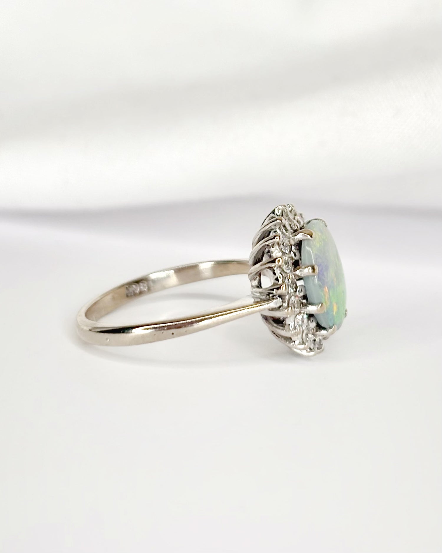 Bague Marguerite Opale 1.17 carat &amp; Diamants "Eve"