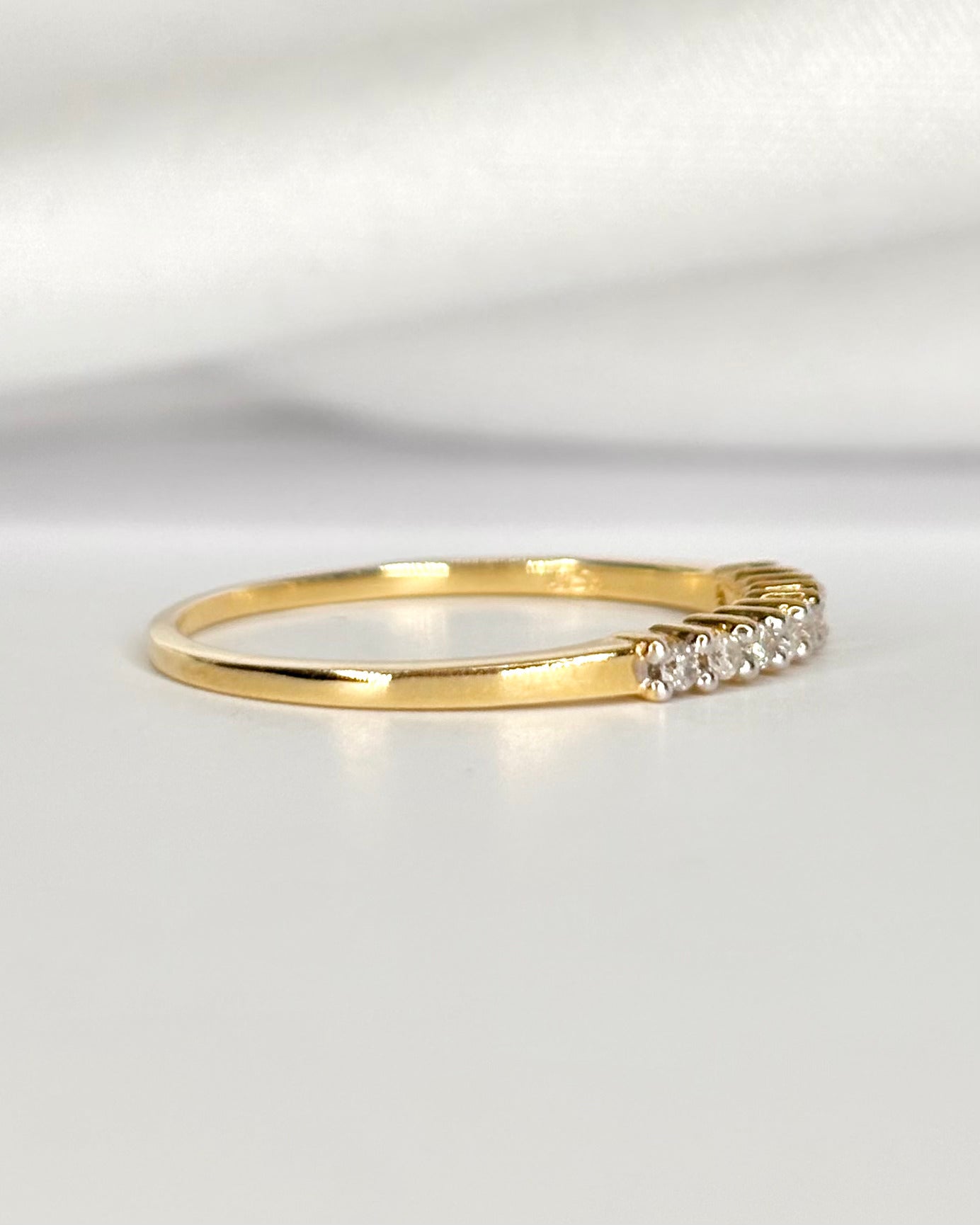 Media alianza con diamantes de 0.2 mm «Madison»