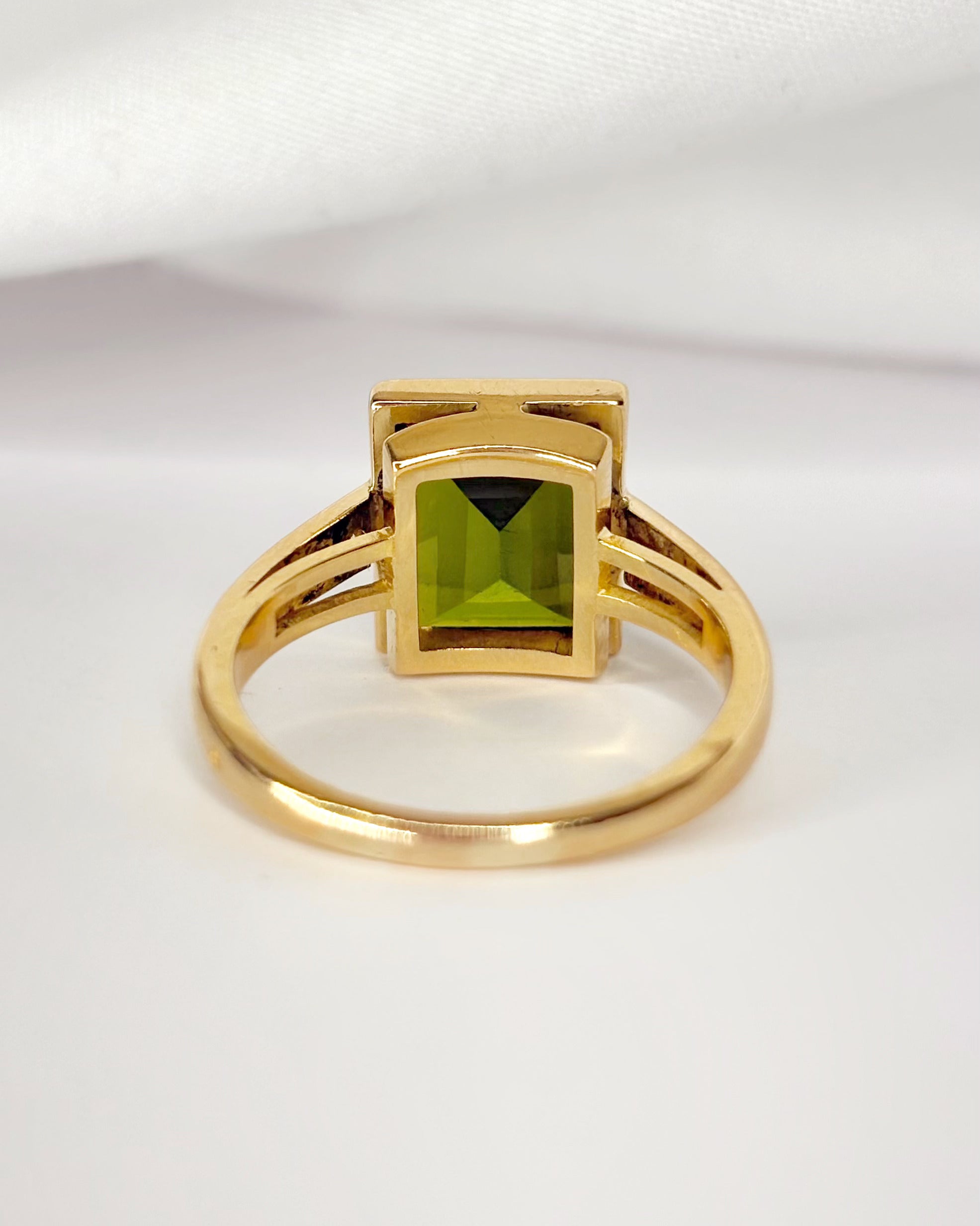 Cocktail Ring Tourmaline 4.05 Carats &amp; Diamonds "Rosalinda"