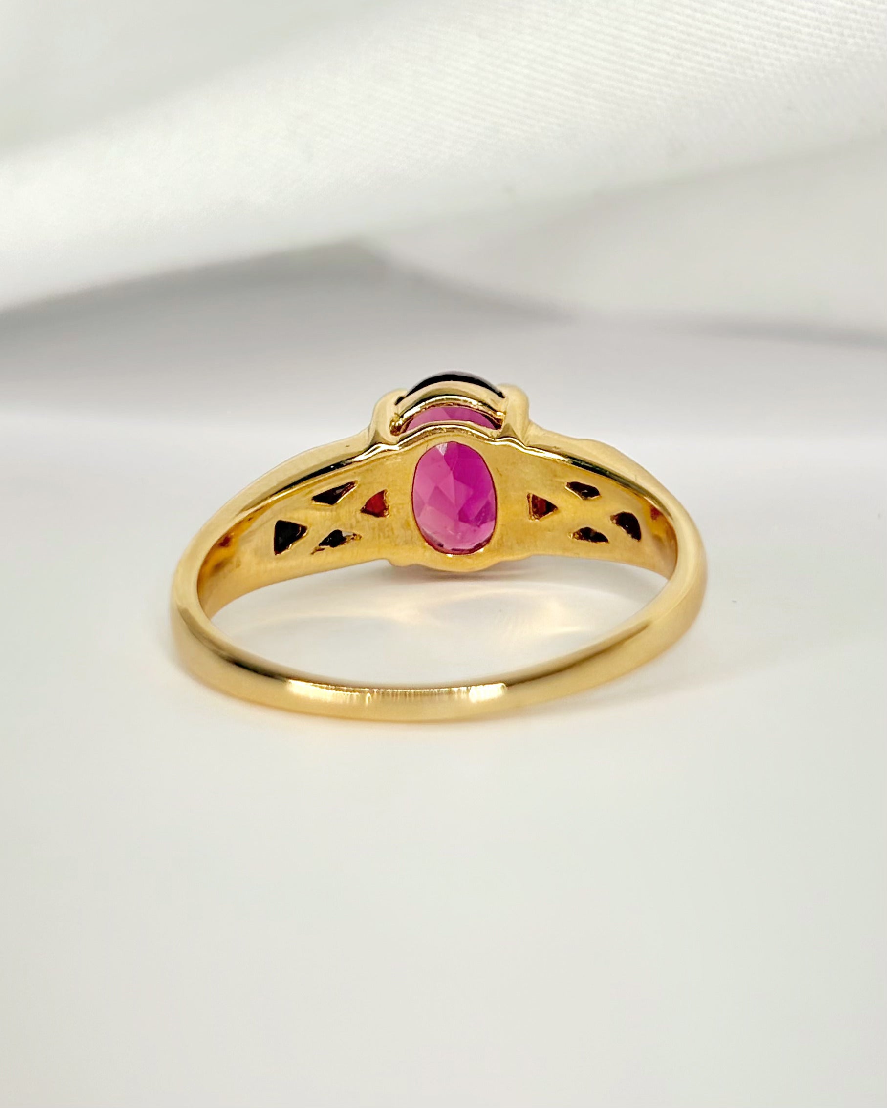 Trilogy Ring Tourmaline 1.50 carat &amp; Diamonds "Sonia"