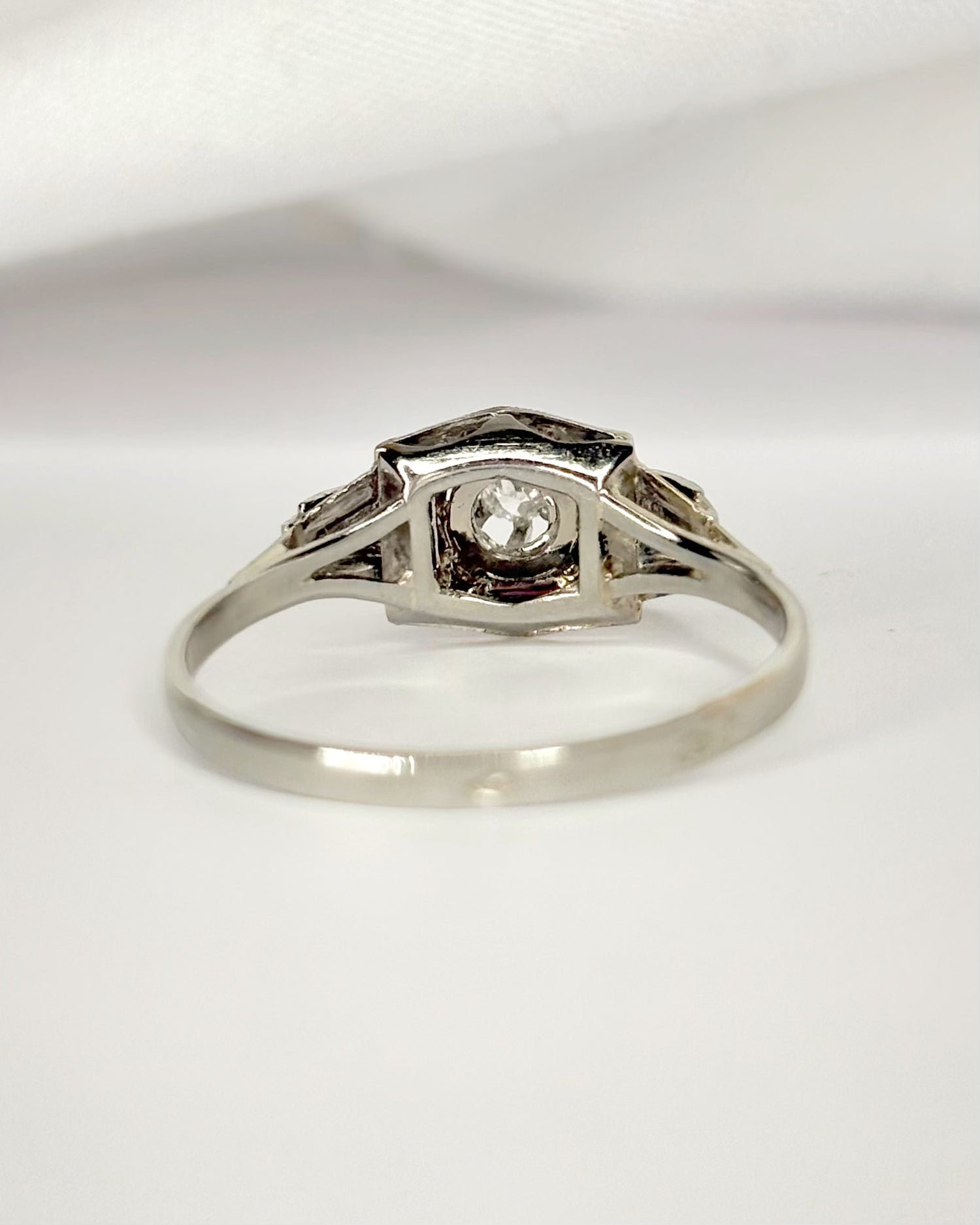 Art Deco Diamond Ring "Jeanne"