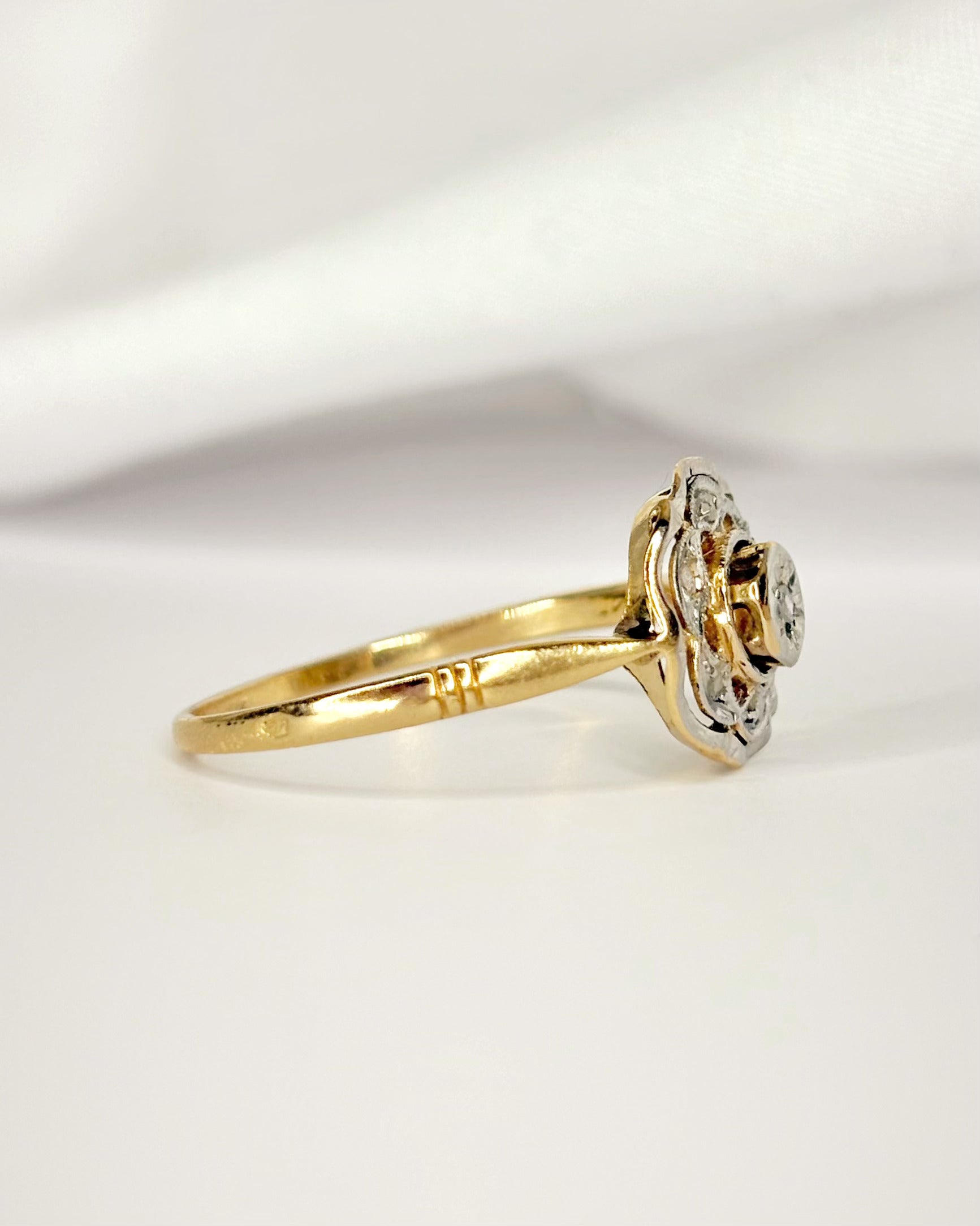Art Deco Diamond Ring "Meredith"
