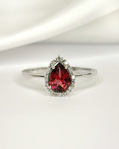 Anillo Marguerite con Turmalina Rosa de 1.20 quilates y Diamantes "Zina"