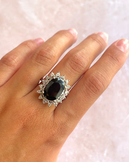 Anillo Marguerite Zafiro 5,80 quilates y Diamantes 0,96 quilates 9,79 g "Clara"