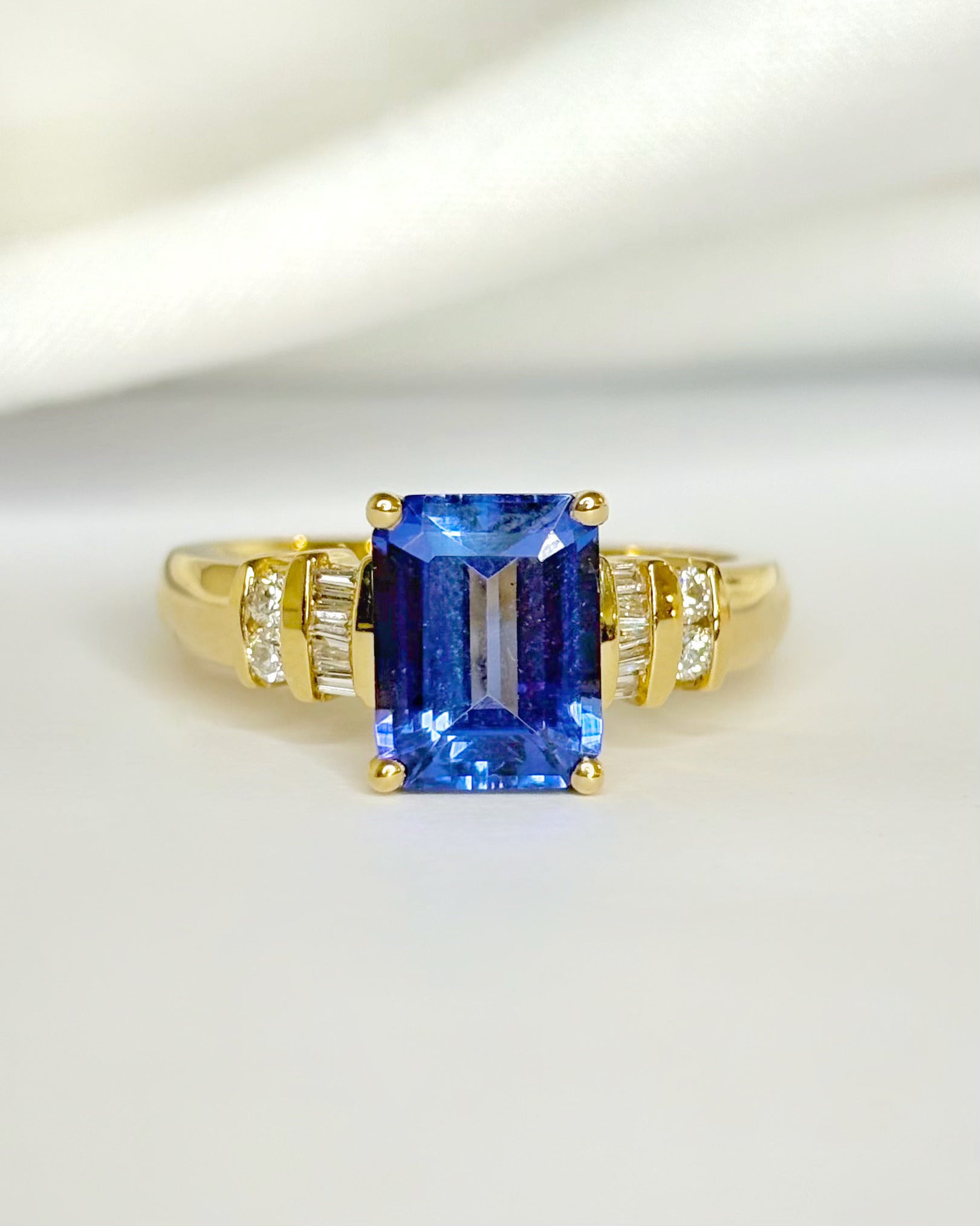 Bague Cocktail Tanzanite 2.86 carats &amp; Diamants "Malika"