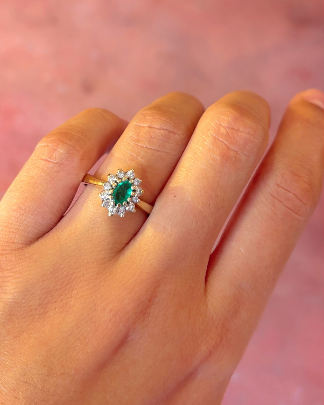 Bague Marguerite Émeraude &amp; Diamants "Simone"