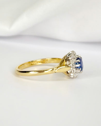 Anillo Margarita de zafiro de 0,50 quilates y diamantes «Valentine»