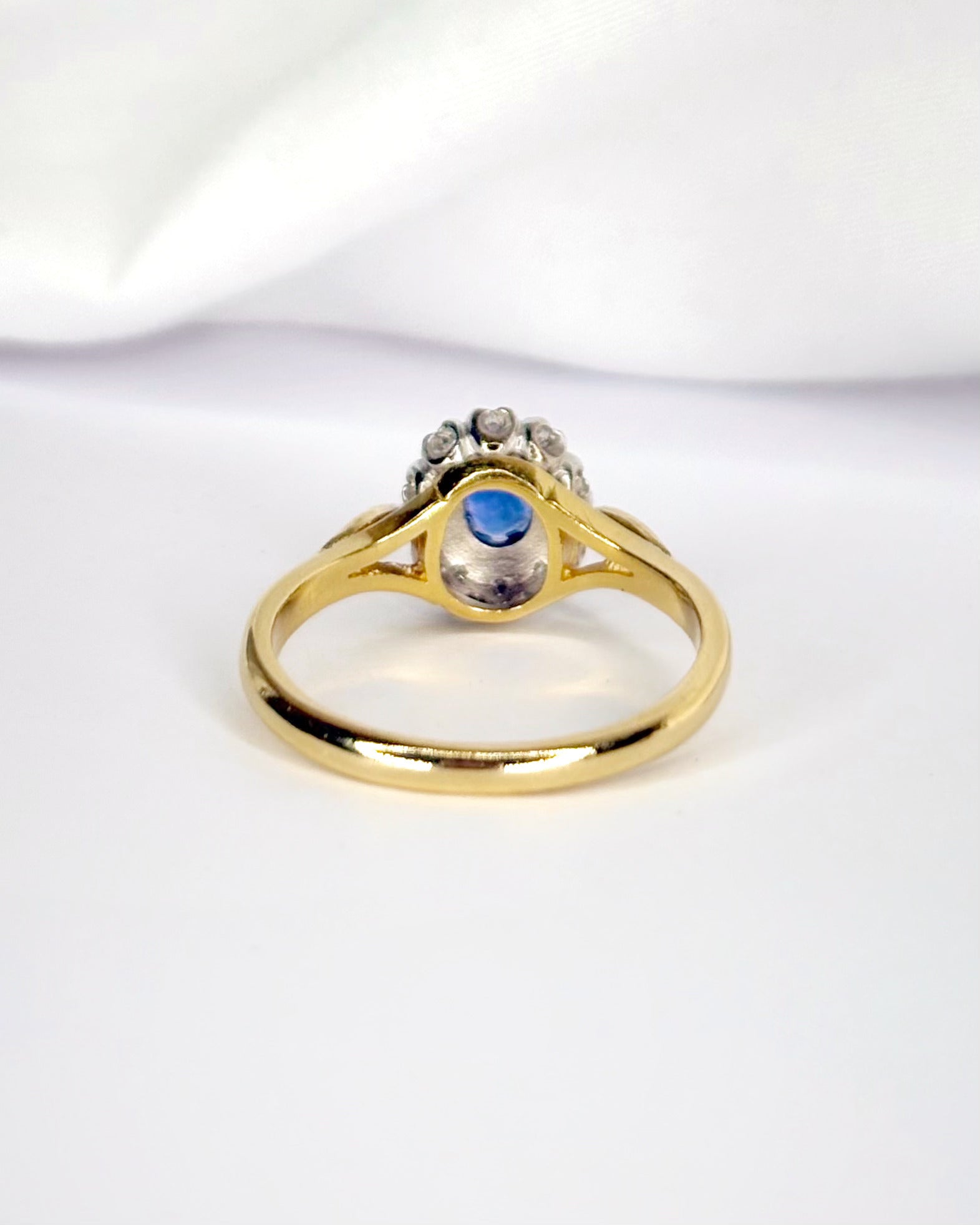 Anillo Margarita de zafiro de 0,50 quilates y diamantes «Valentine»