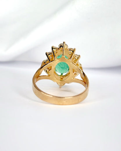 Bague Marguerite Émeraude 1.50 carat &amp; Diamants 0.90 carat "Minerve" - Elliade Paris