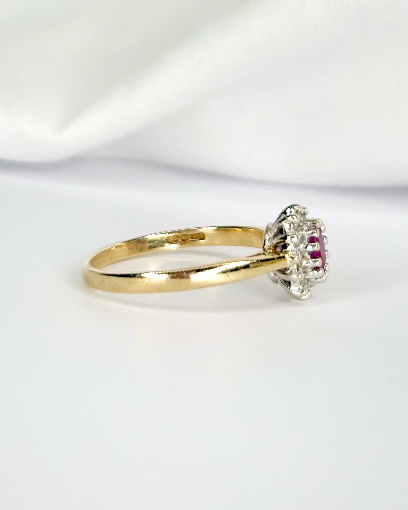 Bague Marguerite Rubis &amp; Diamants "Liane"
