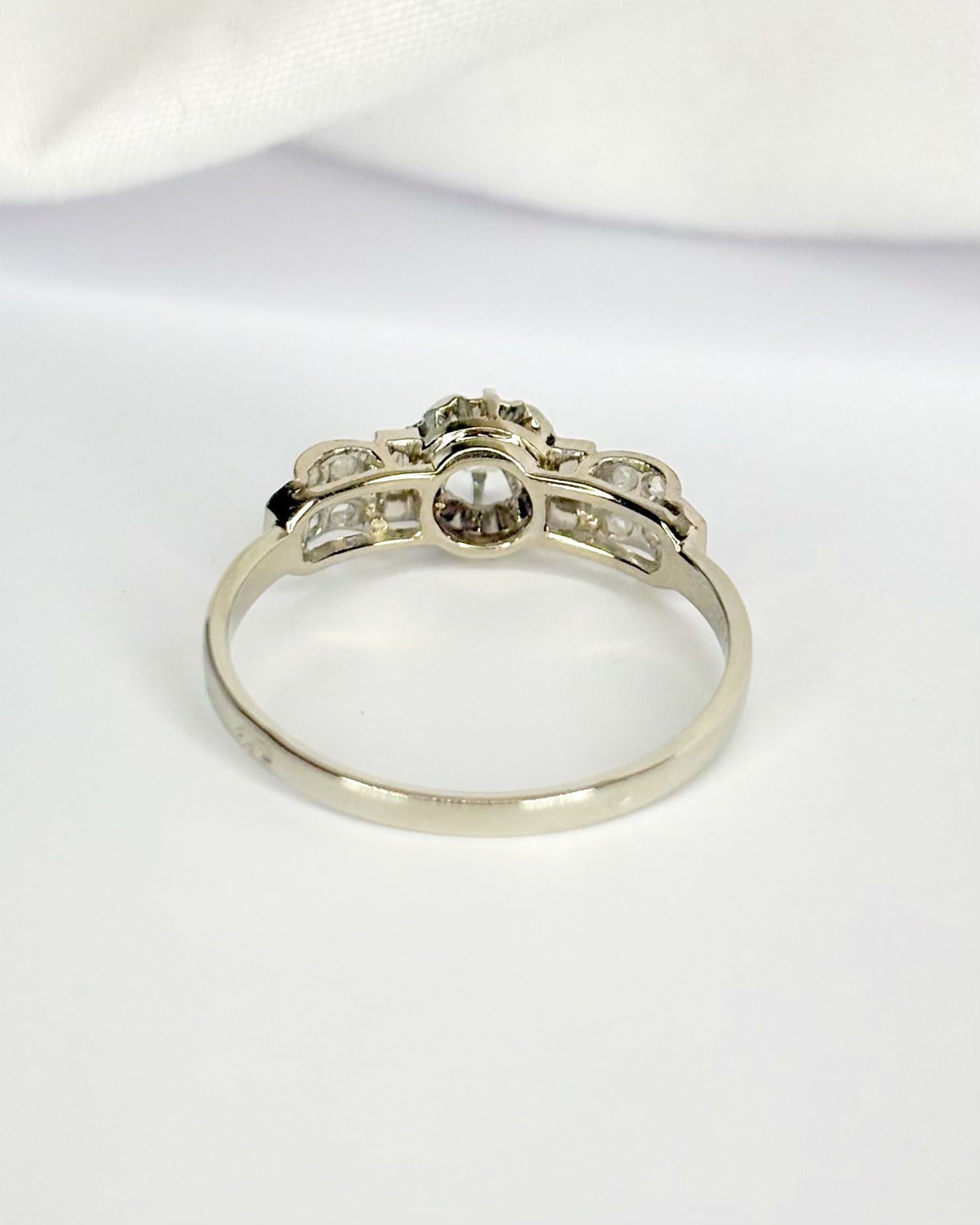 Bague Art-Déco Diamants 0.20 carat "Paulina"
