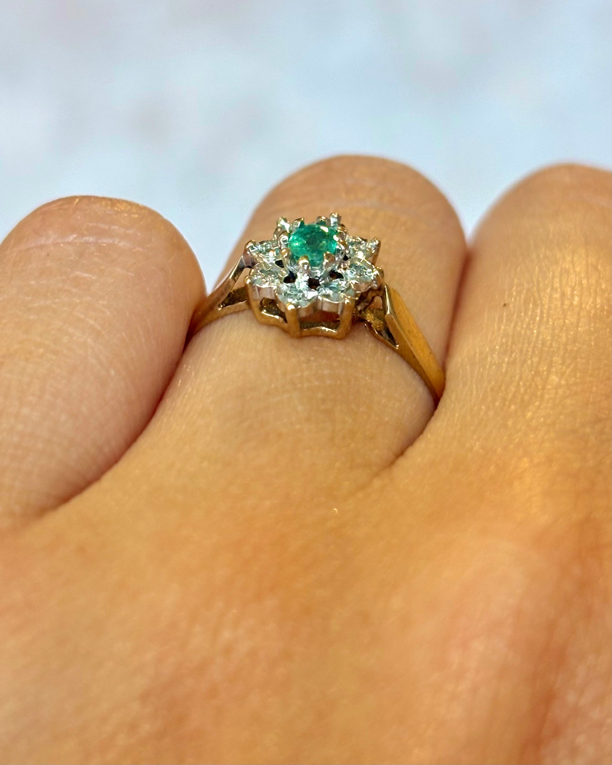 Anillo Margarita de Esmeralda y Diamantes «Pénélope»