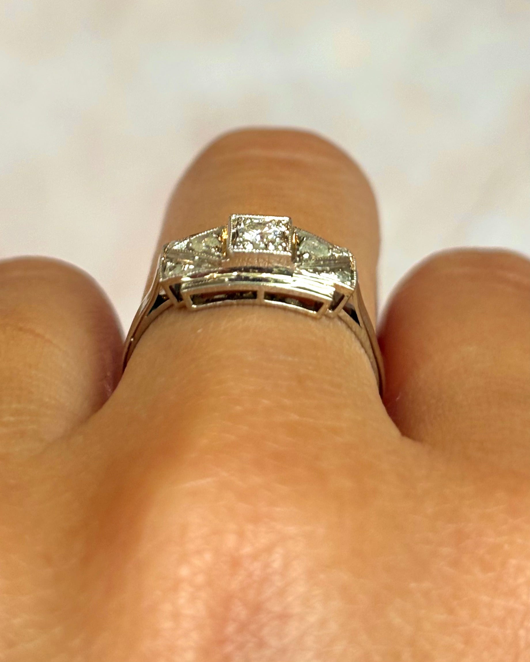 Anillo Art Déco de diamantes «Esther»