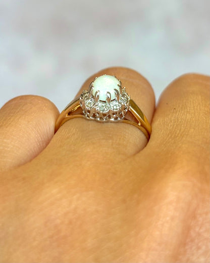 Anillo Margarita de Ópalo y Diamantes «Laura»