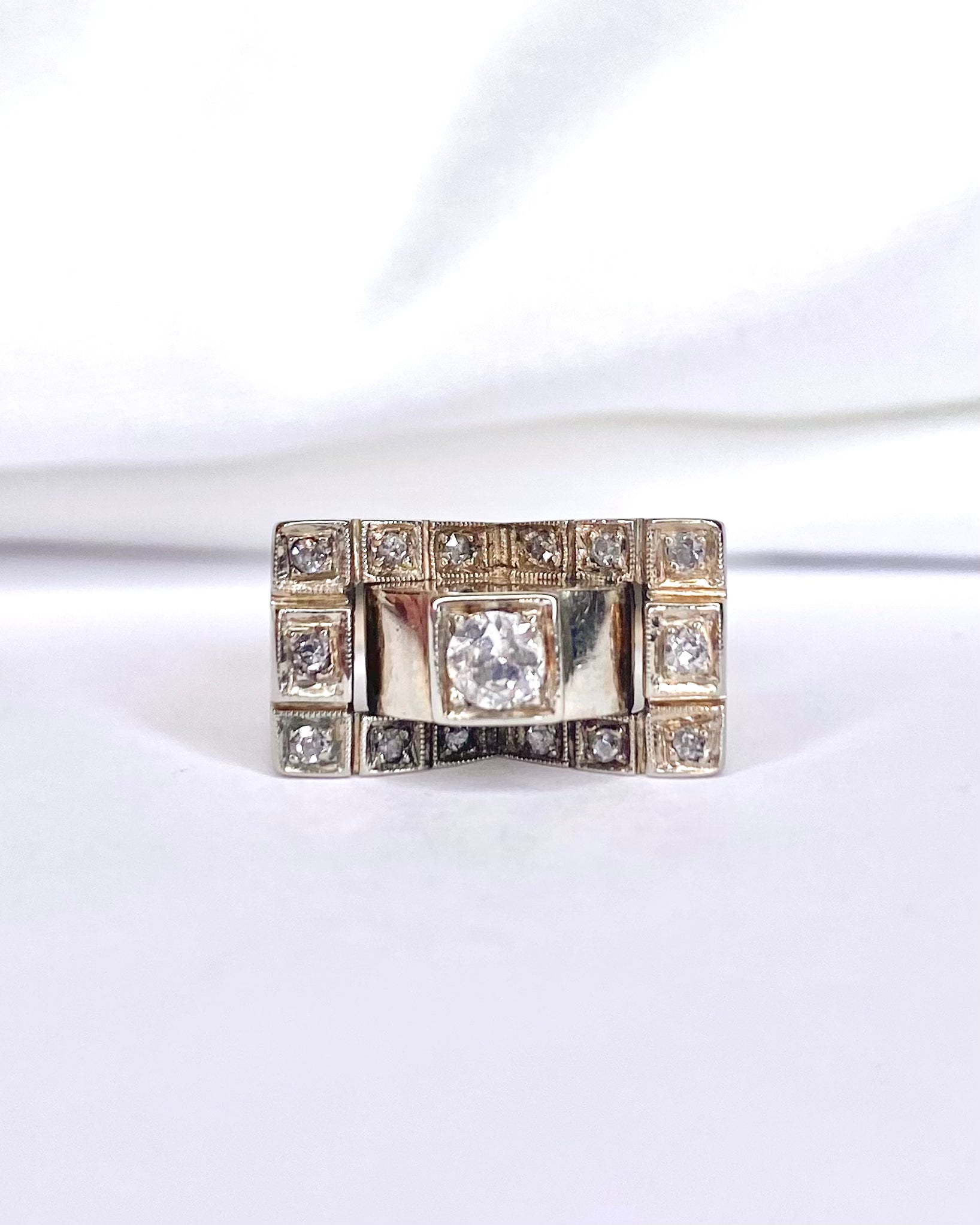 Bague Tank Diamants 0.48 carat &amp; Or 6g "Loeva" - Elliade Paris