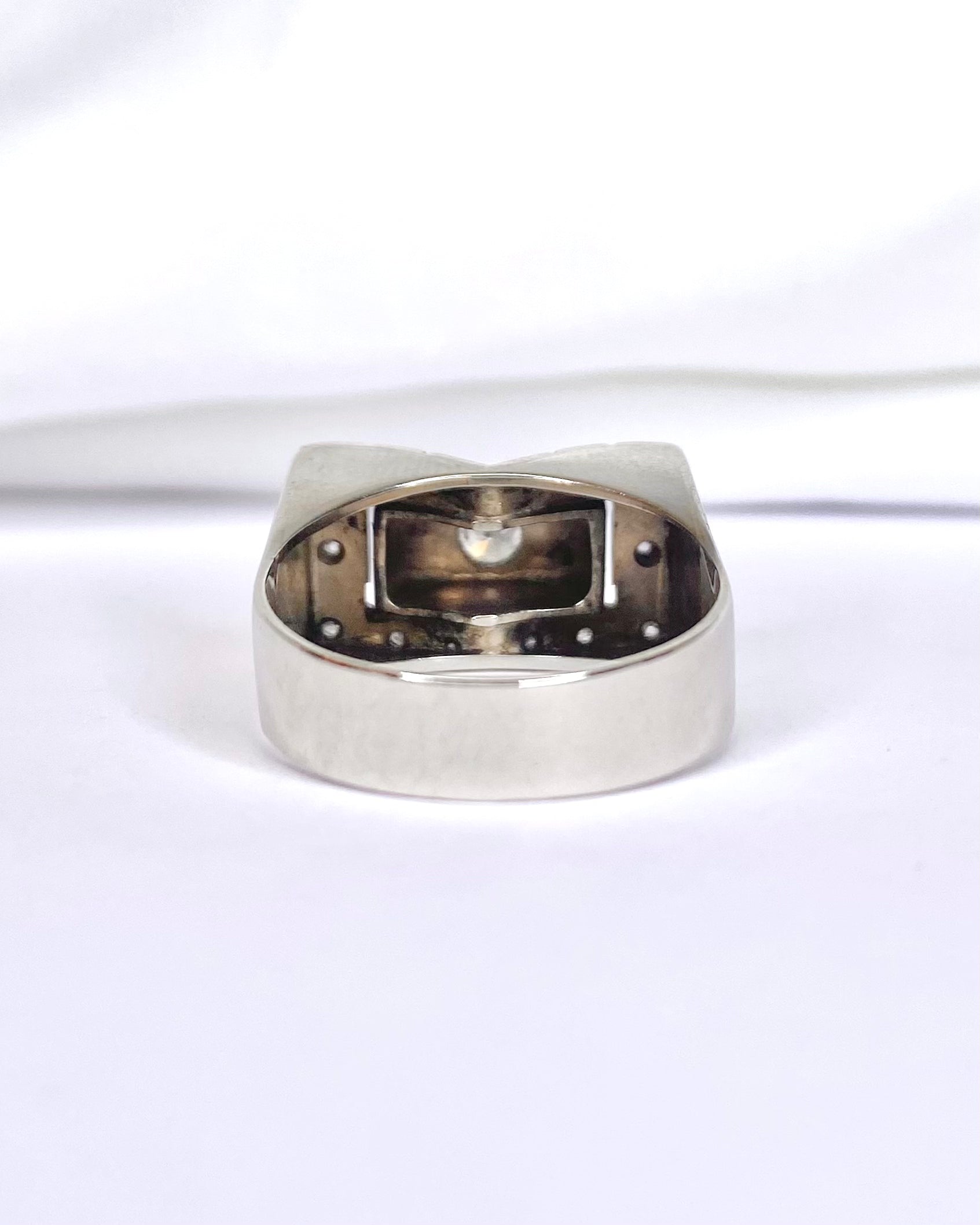 Bague Tank Diamants 0.48 carat &amp; Or 6g "Loeva" - Elliade Paris