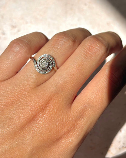 Bague Tourbillon Style Art Nouveau Diamants "Clémence"