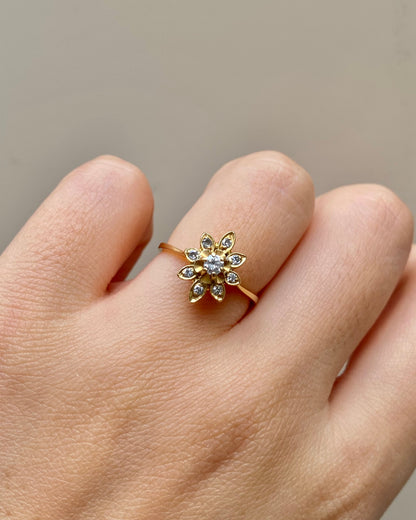 Bague Marguerite 9 Diamants &quot;Ness&quot;