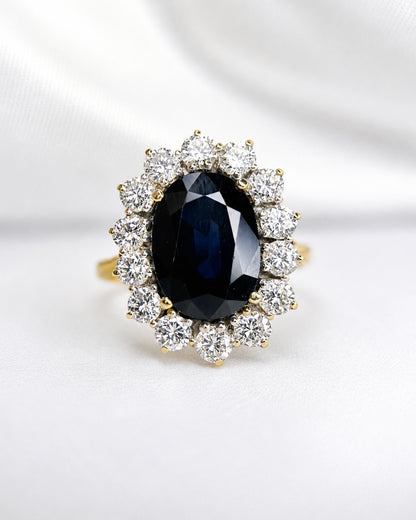 “Eleanore” Marguerite ring with a 5.60-carat sapphire and 1.12 carats of diamonds, 7.06 g