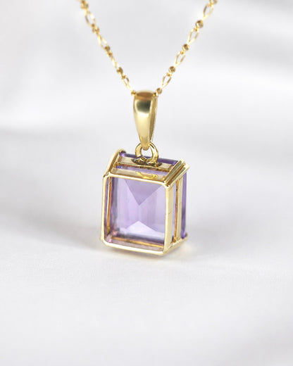 4.85-carat Amethyst Pendant “Maryssa”