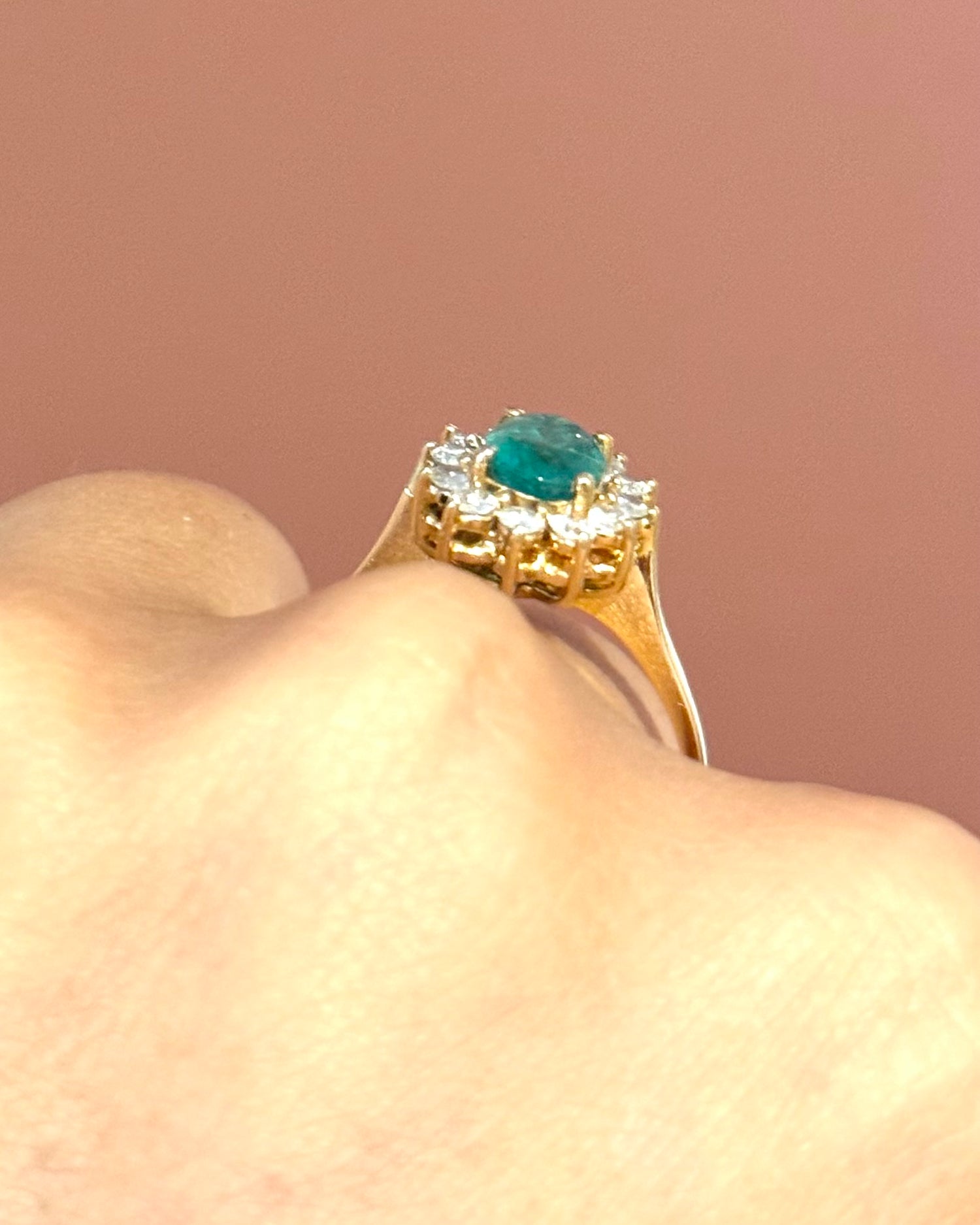 “Oriana” Daisy Ring, 1.20-carat Emerald &amp; 0.60-carat Diamonds, 4.34 g
