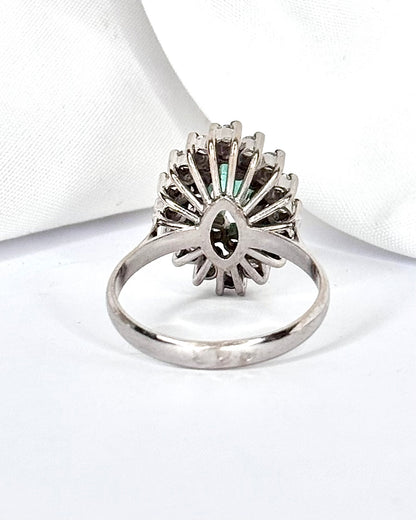Bague Marguerite Émeraude 0.35 carat &amp; Diamants 0.72 carat "Laurie"