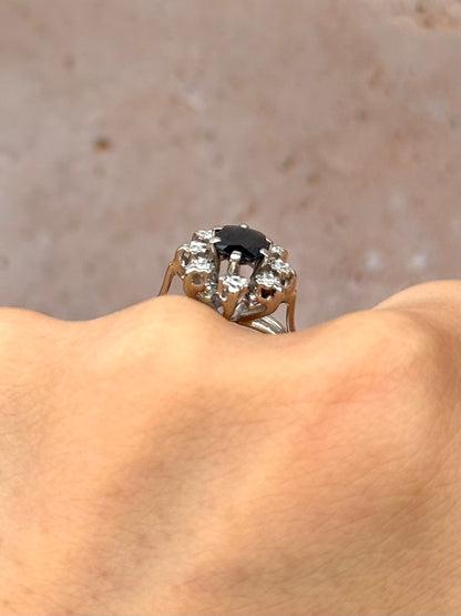 Anillo Marguerite Zafiro 0,80 quilates y diamantes “Belvira”