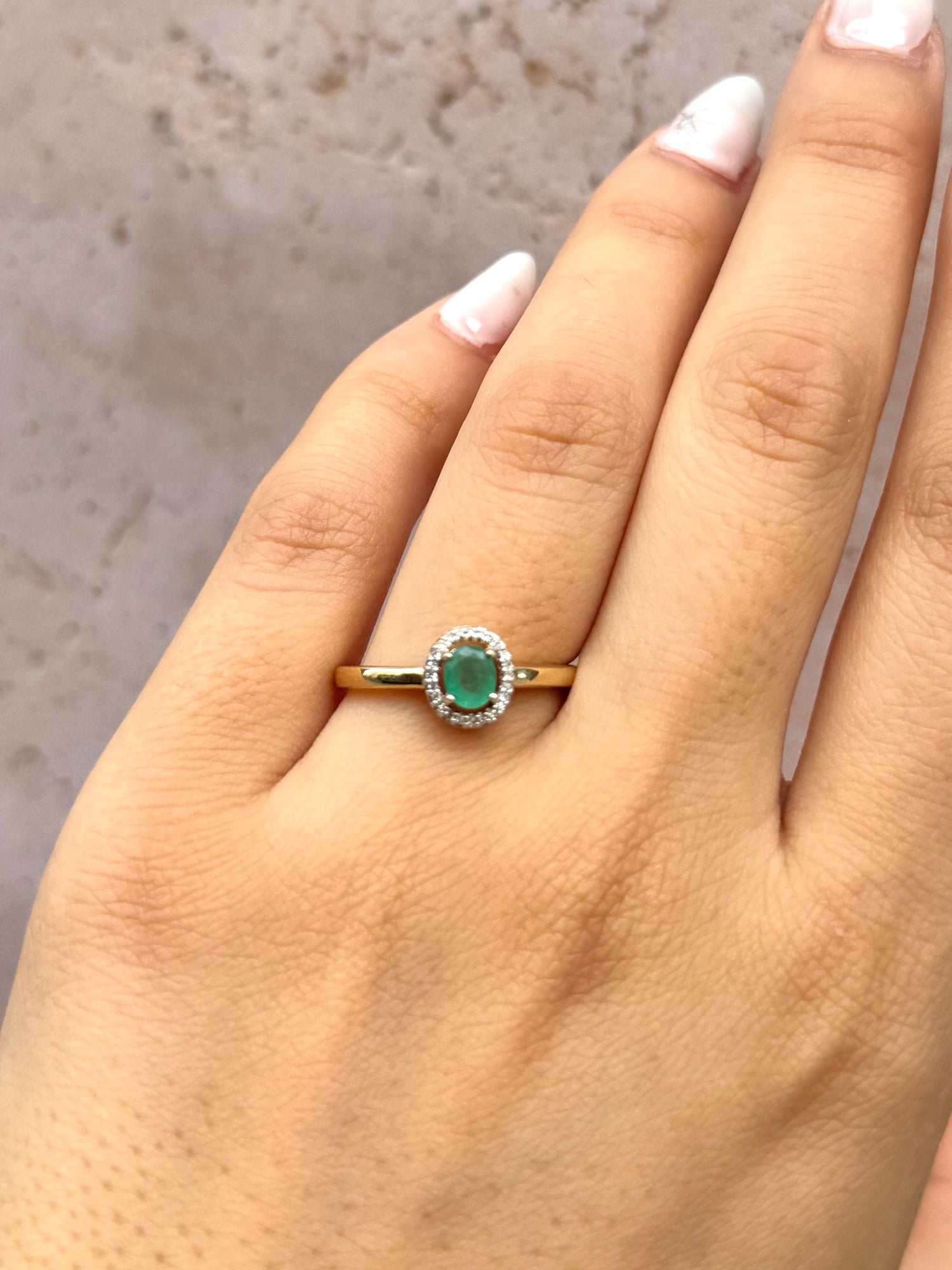 Bague Solitaire Émeraude &amp; Diamants "Bettina"
