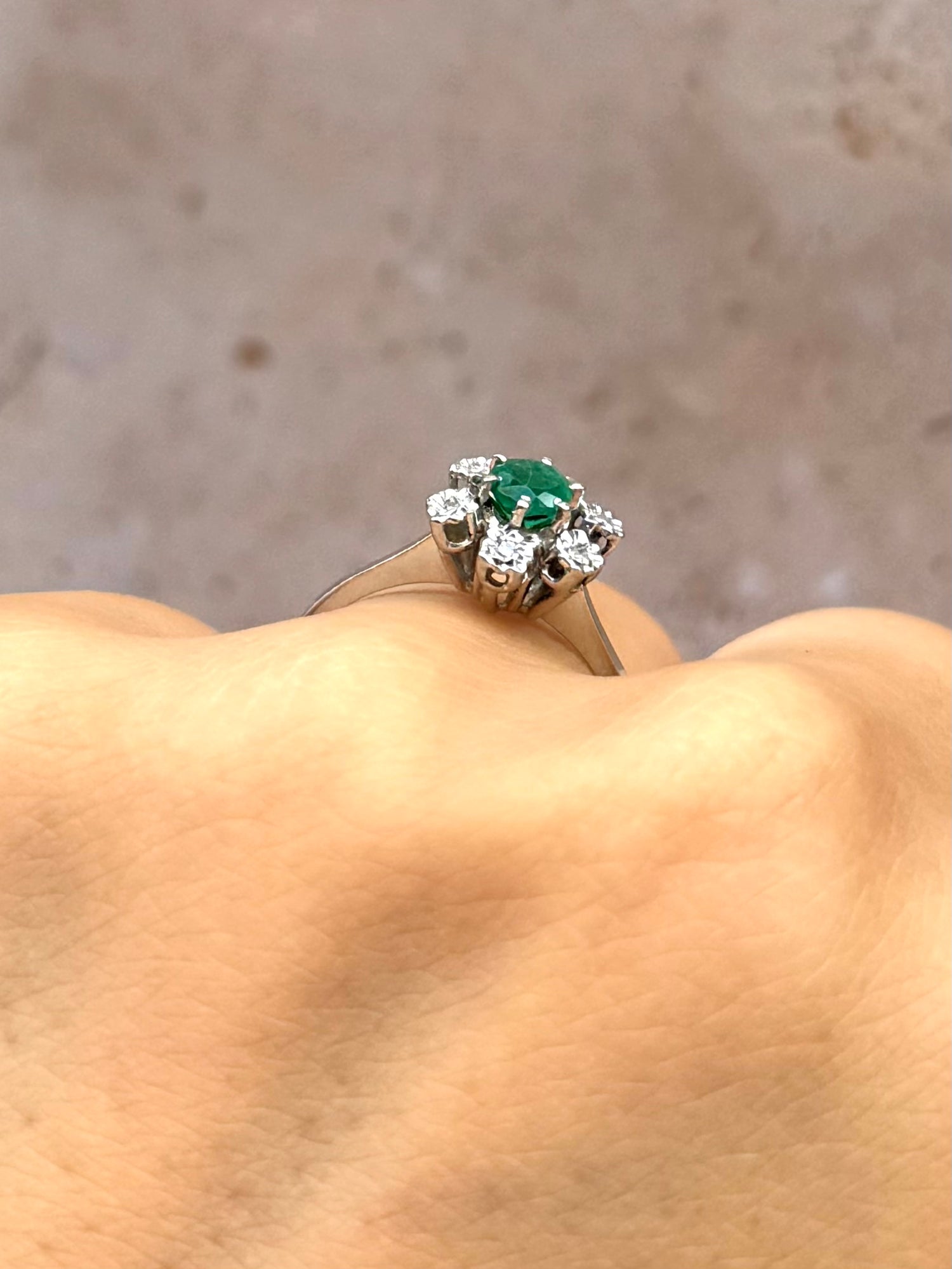 Emerald &amp; Diamond Daisy Ring "Esma"