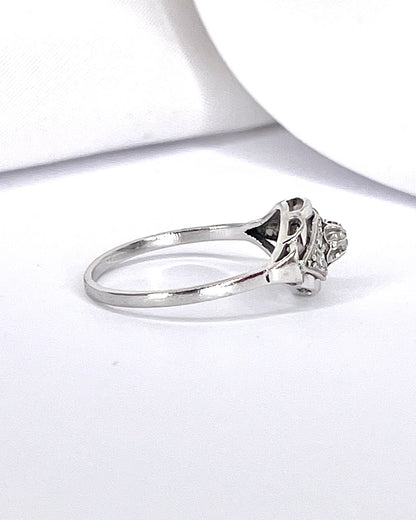 Anillo Art Déco con diamantes "Laurie"