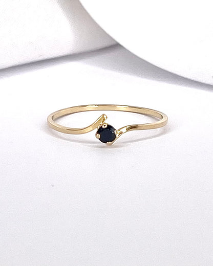 Solitaire Sapphire Ring "Jaqueline"