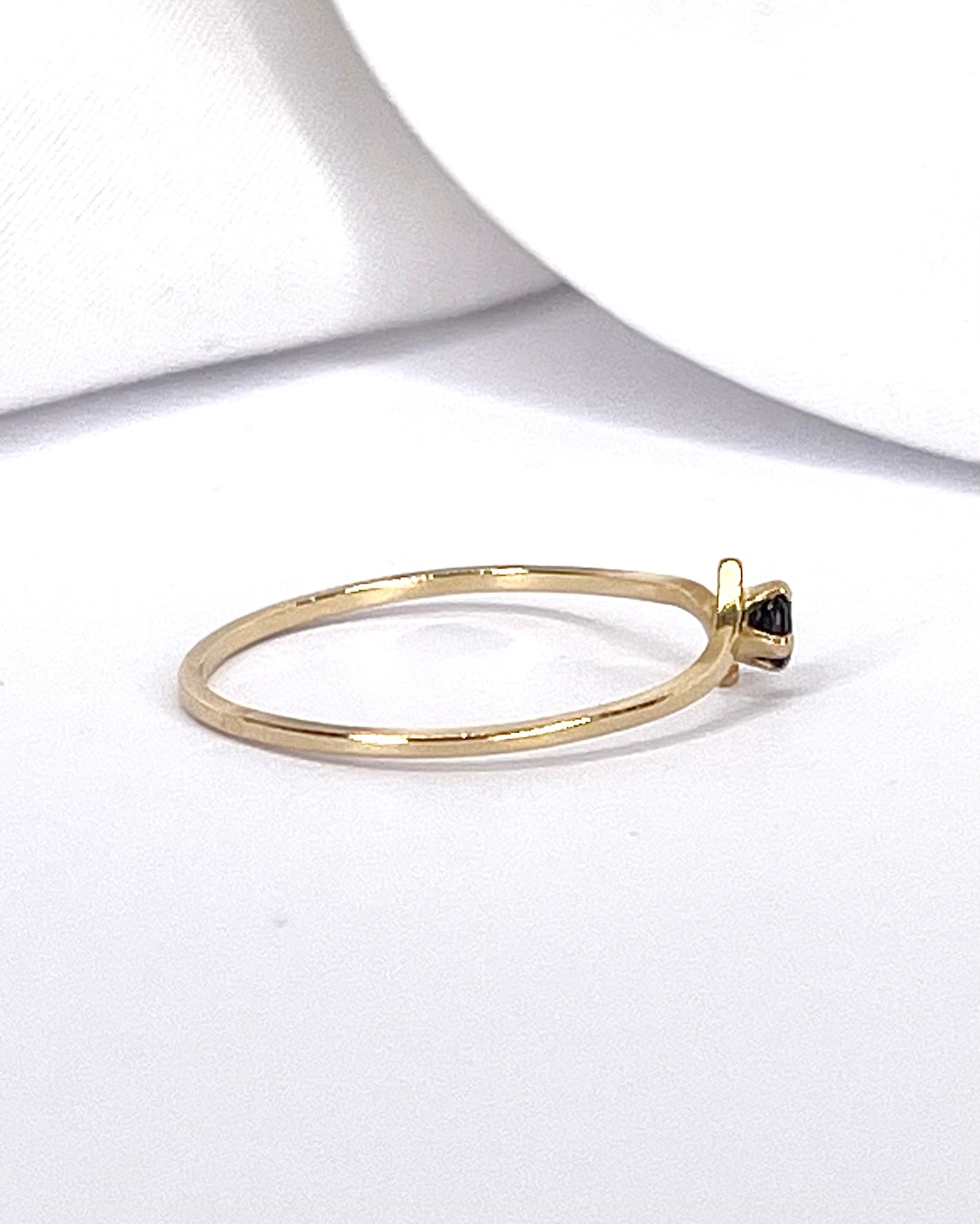 Solitaire Sapphire Ring "Jaqueline"